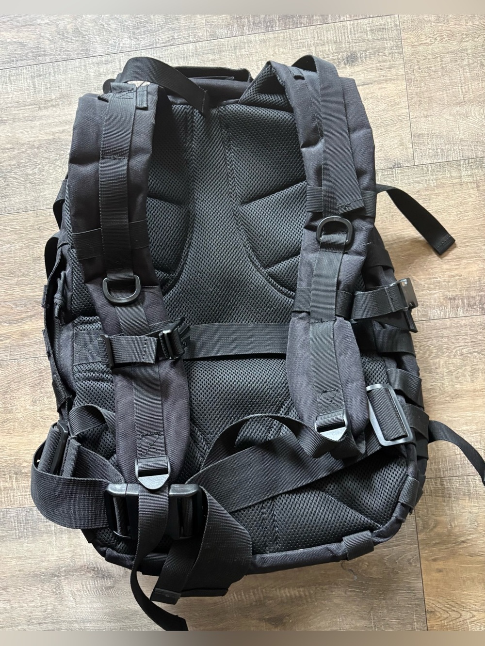 Rockland military tactical 20in black laptop backpack Molle webbing system - Picture 8 of 16